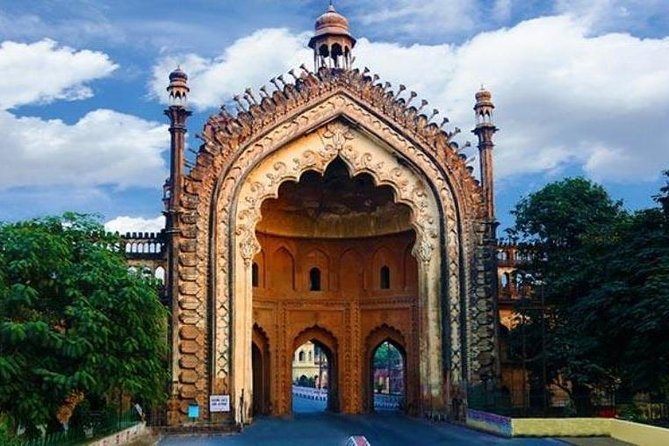 Lucknow Heritage Walk Program Begins